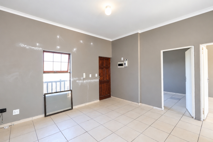 2 Bedroom Property for Sale in Parklands East Western Cape